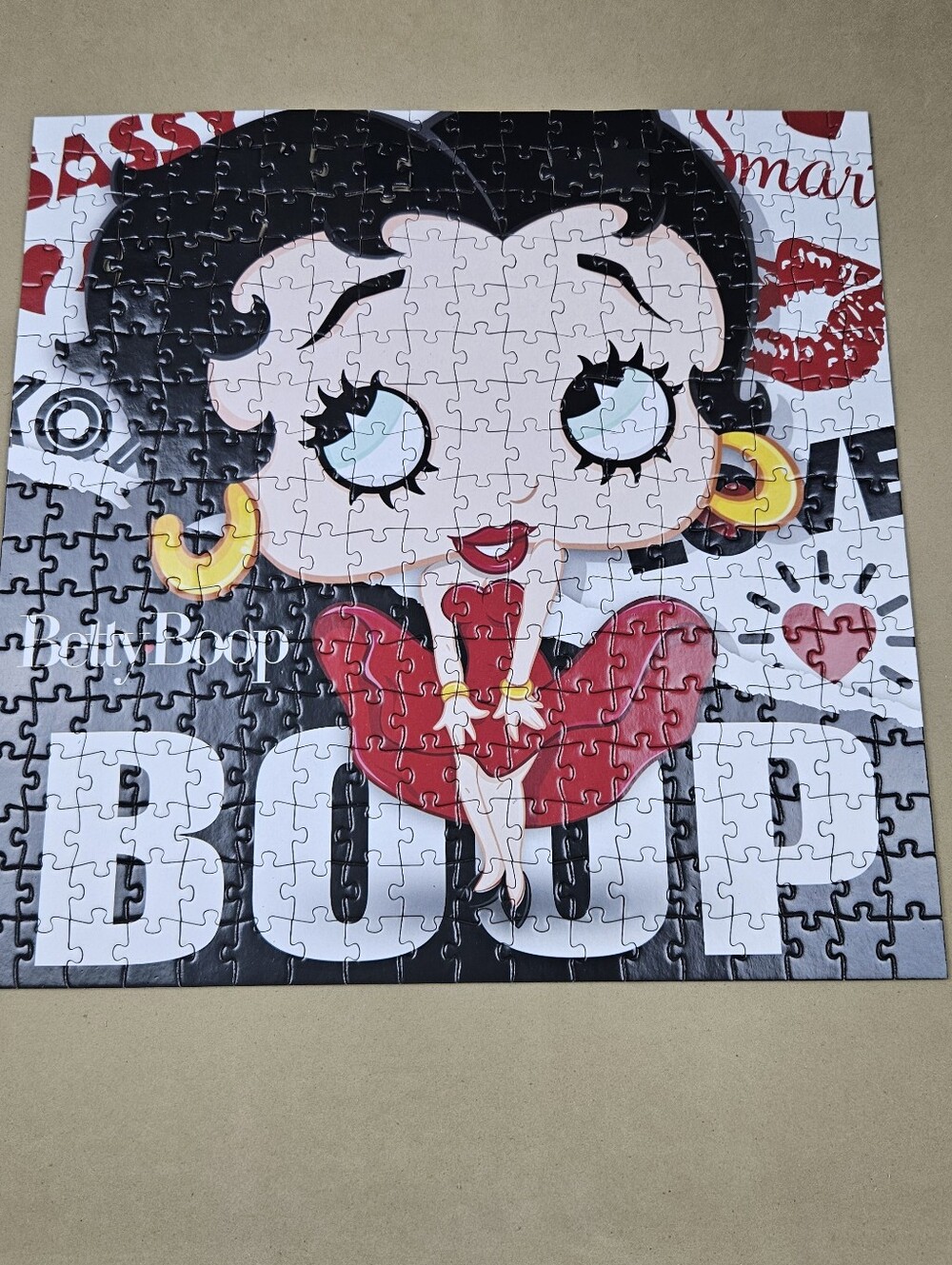 Betty Boop 300 Piece Jigsaw Puzzle MasterPieces 32416 COMPLETE 13x13